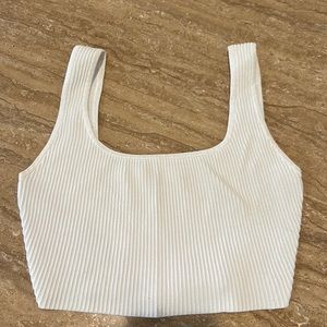 Aritzia white cropped tank XS